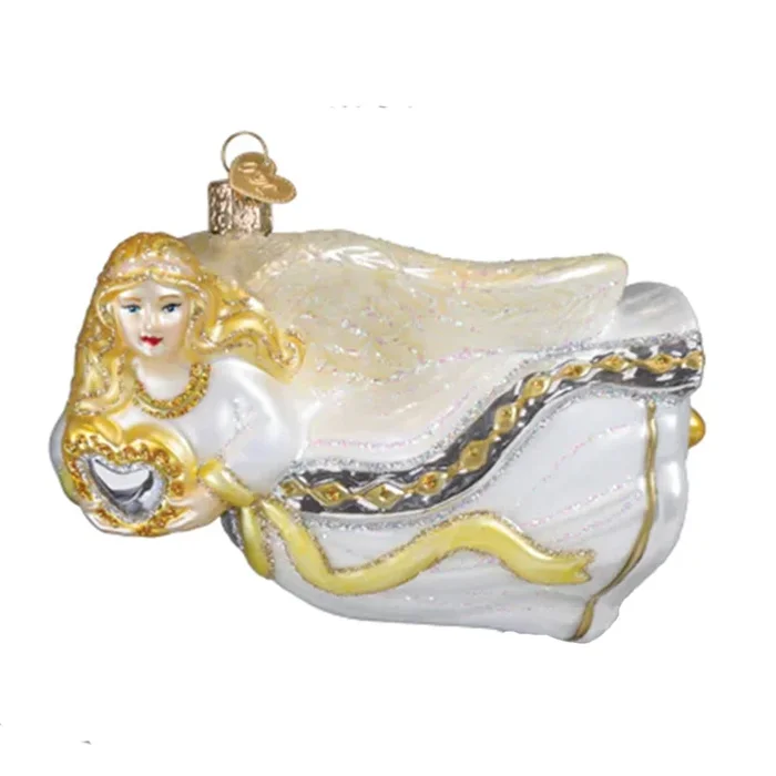 Angel with Heart Ornament – Old World Christmas