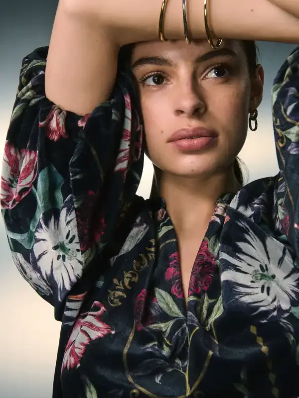 Black Kew Floral Print Velvet Volume Sleeve V-Neck Blouse
