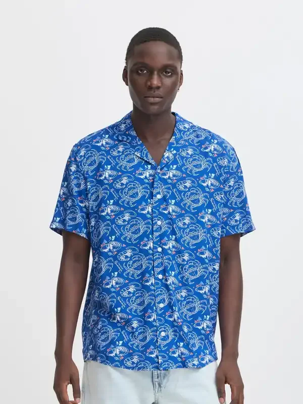 Blend Nautical Blue Crab Print Resort Short Sleeve Shirt