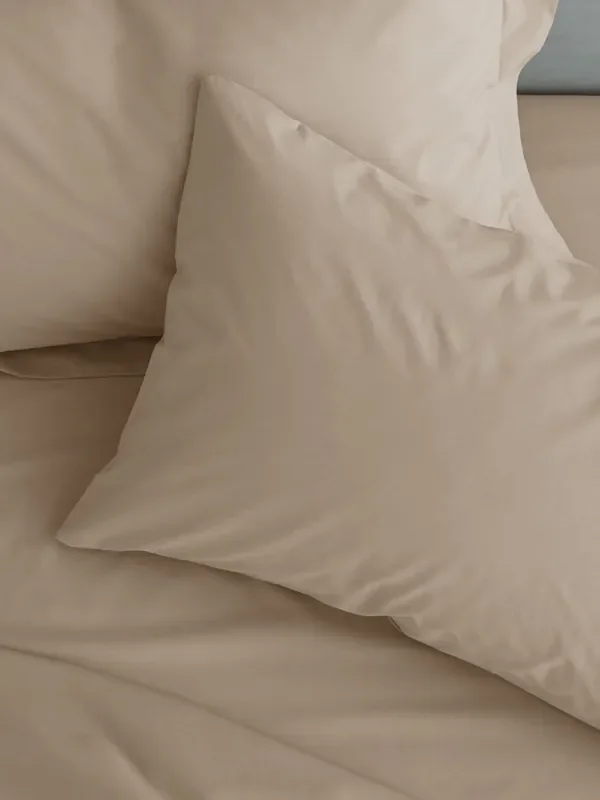 Catherine Lansfield Set of 2 Natural Easy Iron Percale Pillowcases