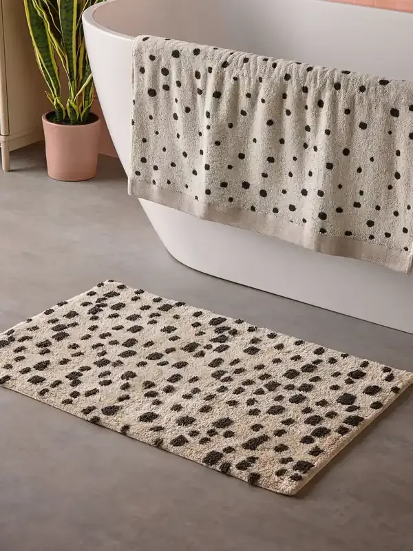 Cosmo Living Spot Design Spot Design Bath Mat