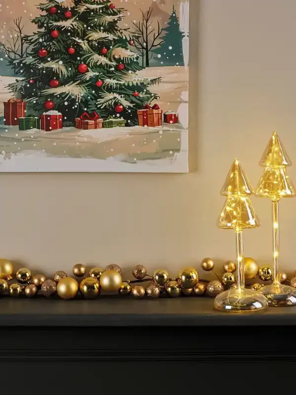 Decoris Gold Tone Shatterproof 180cm Christmas Bauble Garland