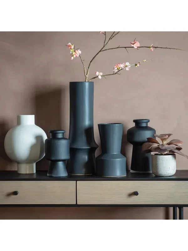 Gallery Home White Omari Vase