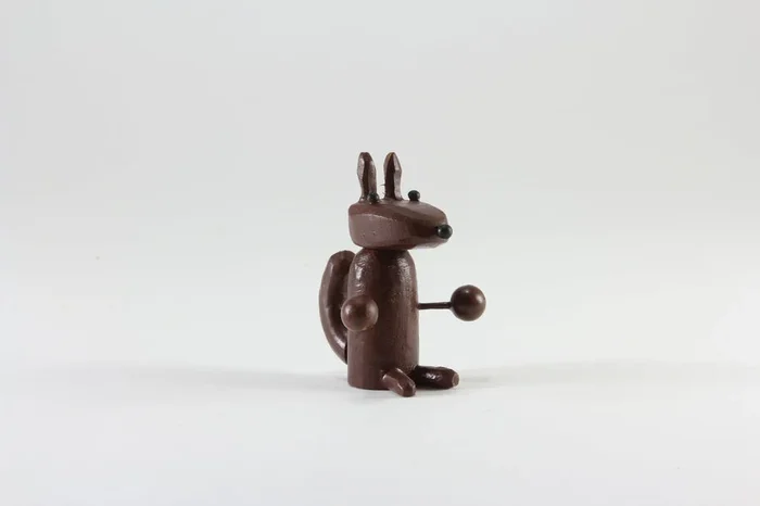 Large Fall Woodsy Scene – Brown Squirrel