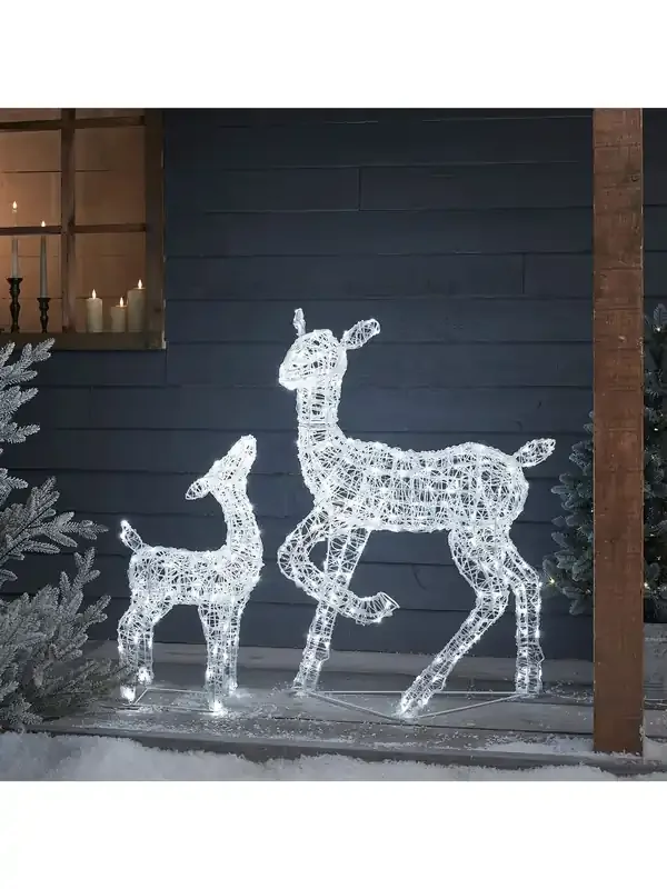 Lights4fun 90cm Doe & Fawn Acrylic LED Light Up Reindeer