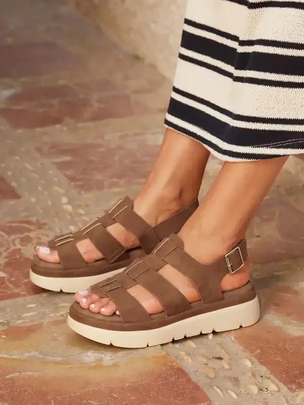 Linzi Brown Boston Fisherman Flatform Sandals
