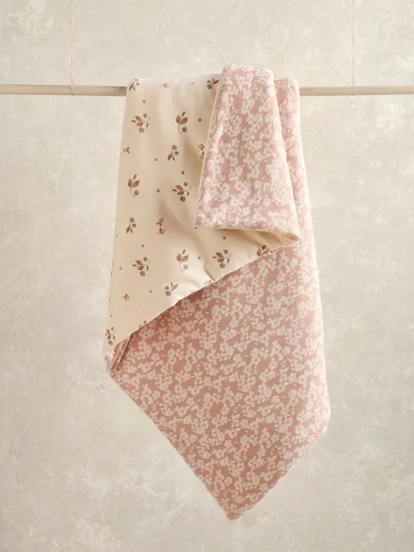 Mamas & Papas Berry Pink 2.5 Tog Quilt Cot Bed