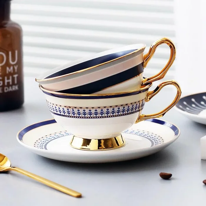 Porcelain Coffee Cups, Latte Coffee Cups, British Tea Cups, Tea Cups and Saucers, Coffee Cups with Gold Trim and Gift Box