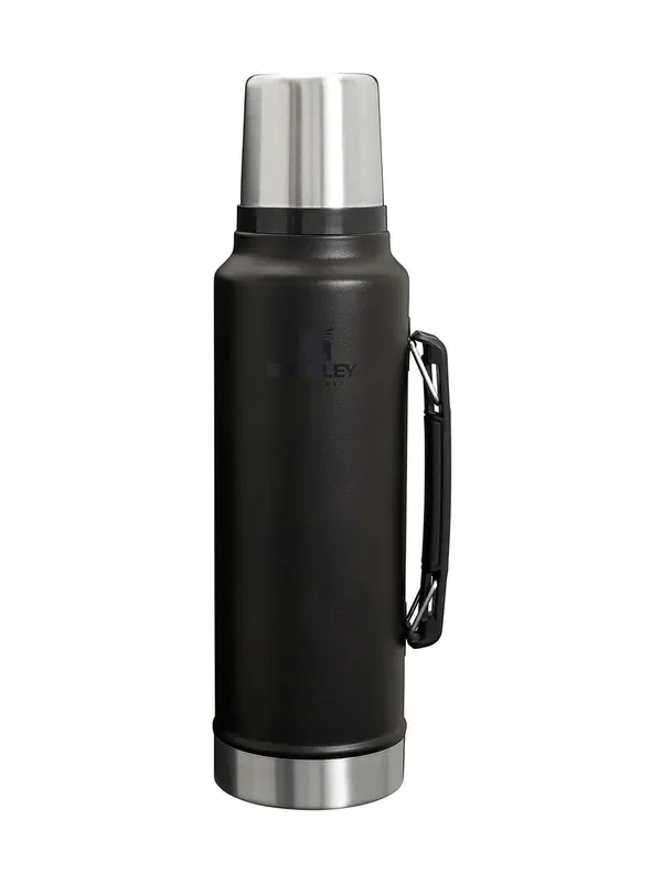 Stanley Black 2.0 Legendary Classic Bottle 1.4L