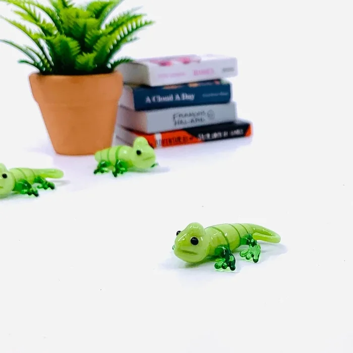 Tiny Glass Chameleon 296