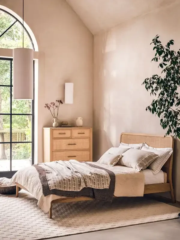 Willis & Gambier Brown Casera Bed